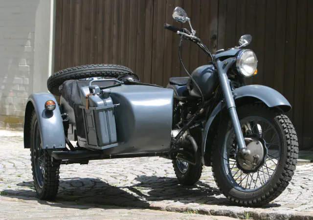 Motorcycle with sidecar