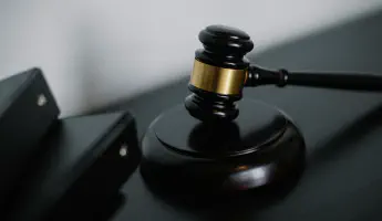 How to buy a car at an auction safely and affordably